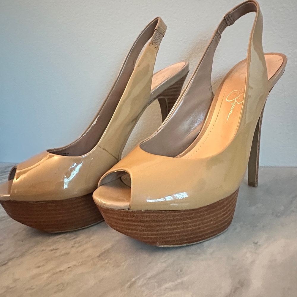 Jessica Simpson Halie Nude Patent Slingback Peep Toe Platform Heels sz 9